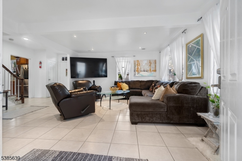 224 Edgar Place Elizabeth, NJ 07202 - Photo 15 of 35