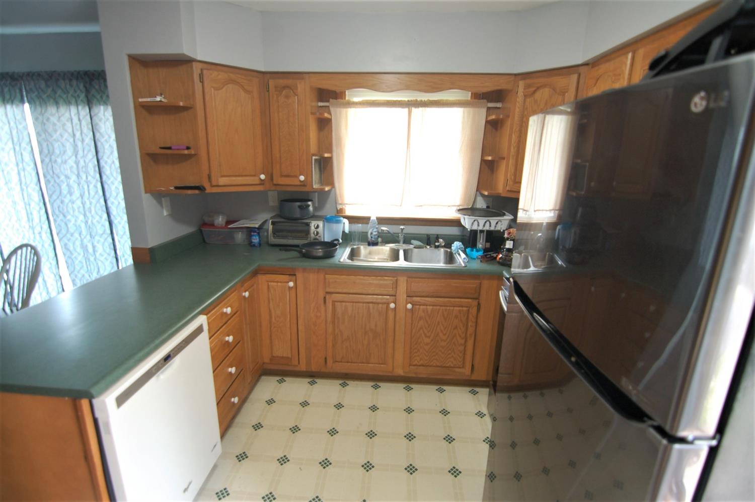 506 Willow Street Rising Sun, IN 47040 - Photo 3 of 9