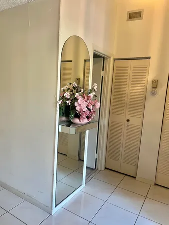 $2,000 | 7831 Willow Spring Drive, Unit 524, Lake Worth, FL 33467