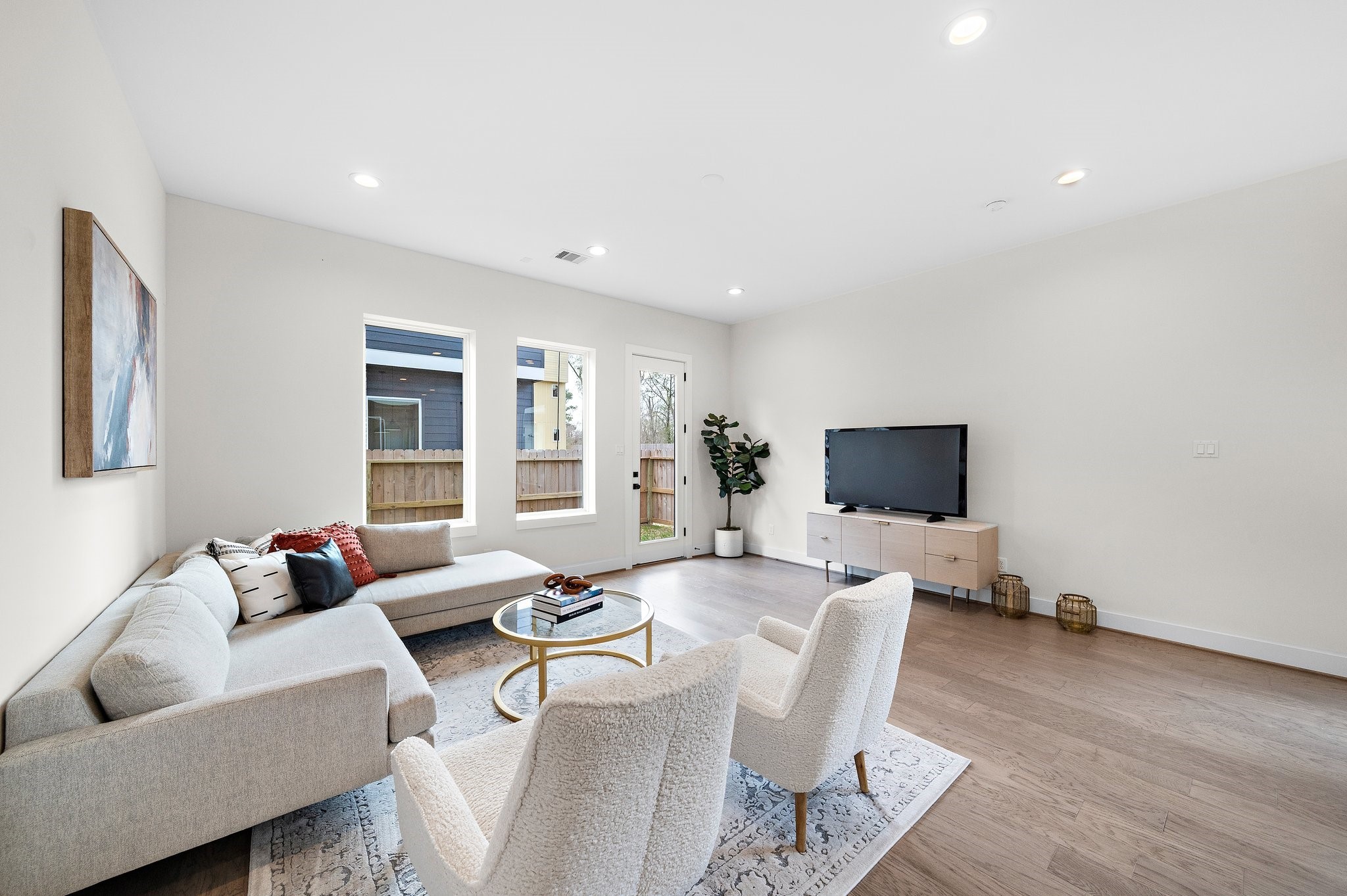 2626 West Tidwell Road, Unit B Houston, TX 77091 - Photo 10 of 25 Gallery Image 10