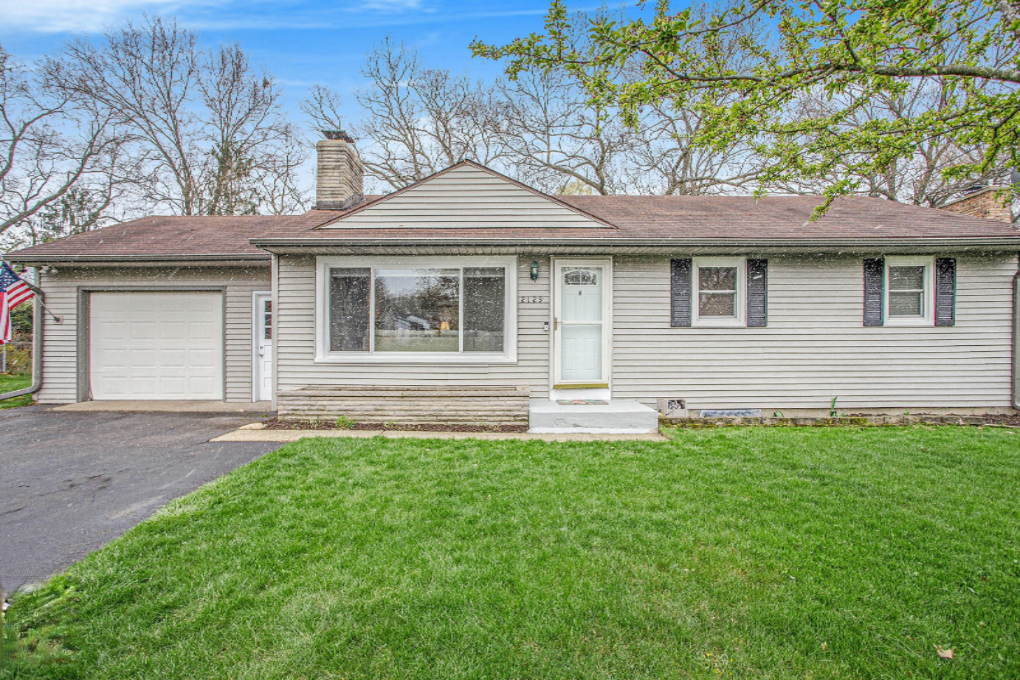 2129 Ridgefield Road Portage, MI 49024 - Photo 1 of 29 _MG_8986