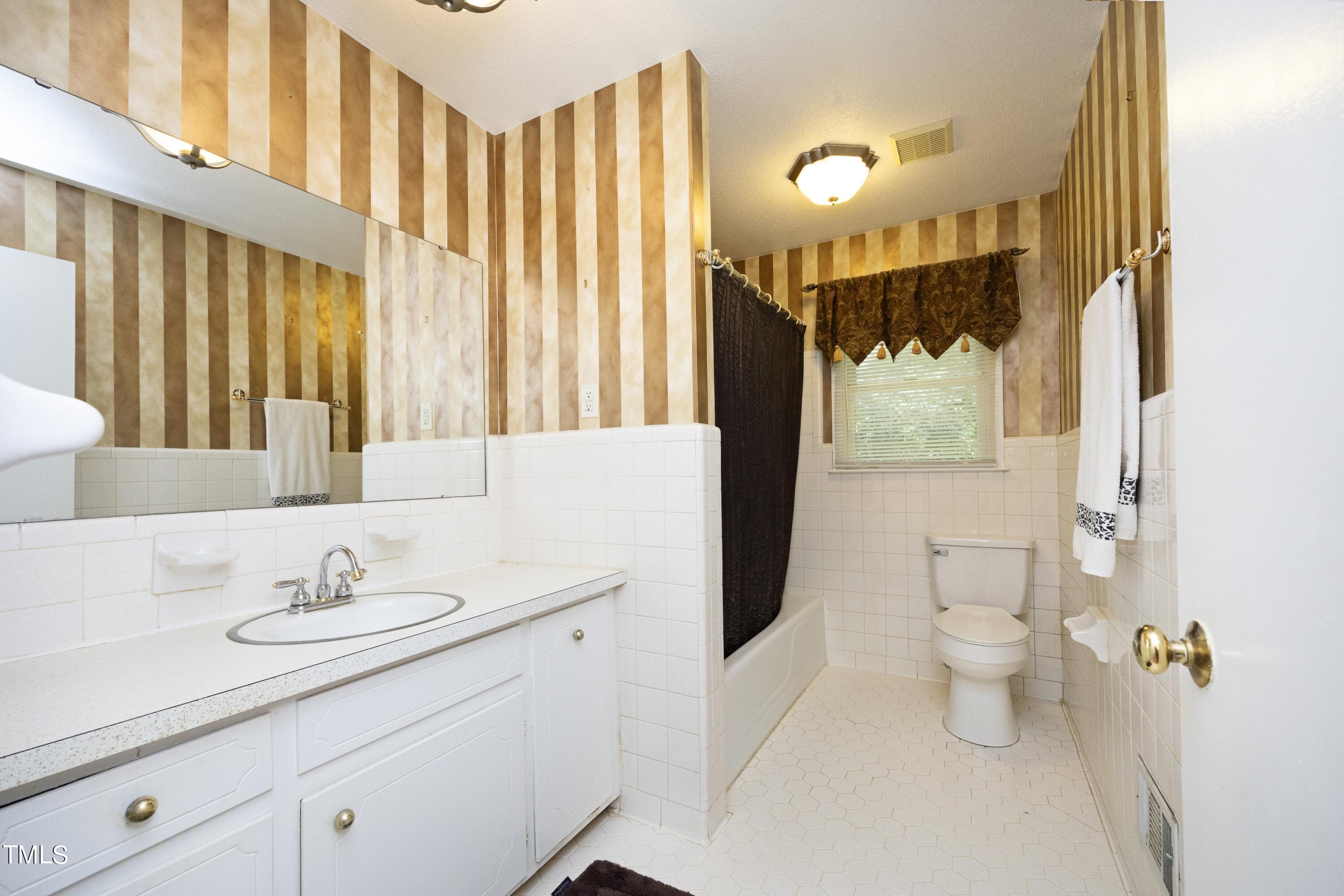 4604 Winterlochen Road Raleigh, NC 27603 - Photo 31 of 58 28FullBath