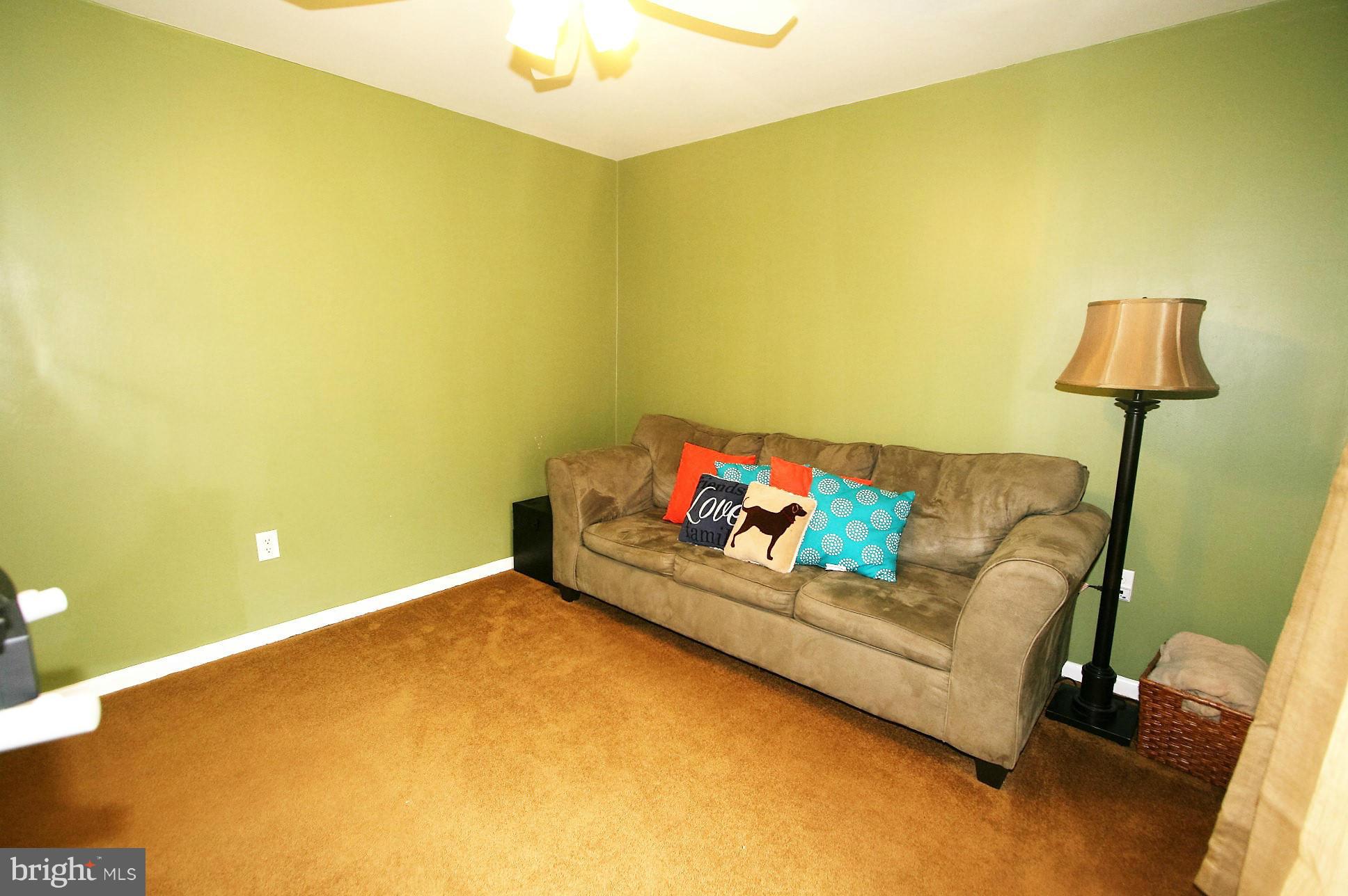 9626 Dilston Road Silver Spring, MD 20903 - Photo 15 of 30 Family Room