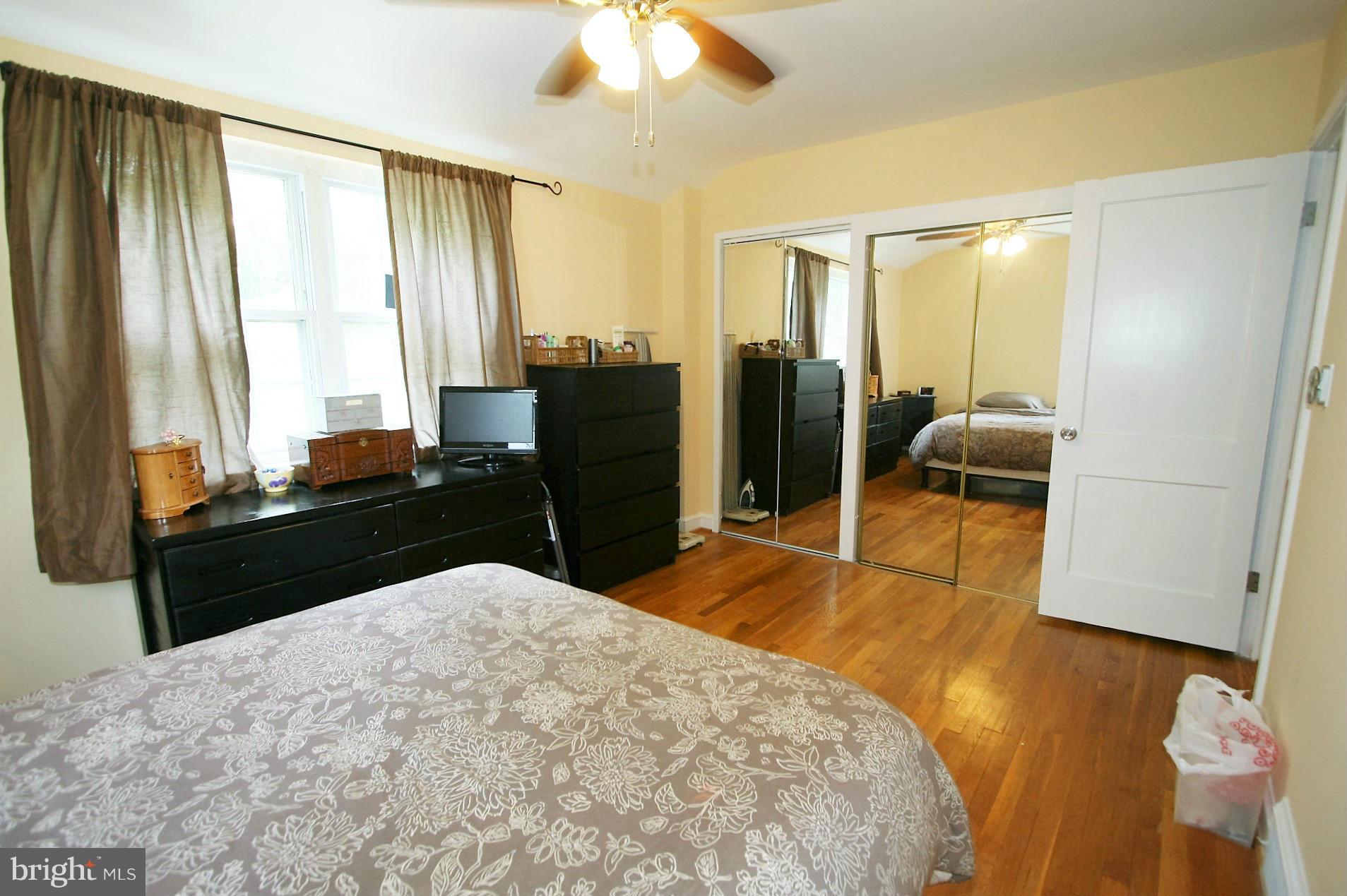 9626 Dilston Road Silver Spring, MD 20903 - Photo 18 of 30 Bedroom (Master)