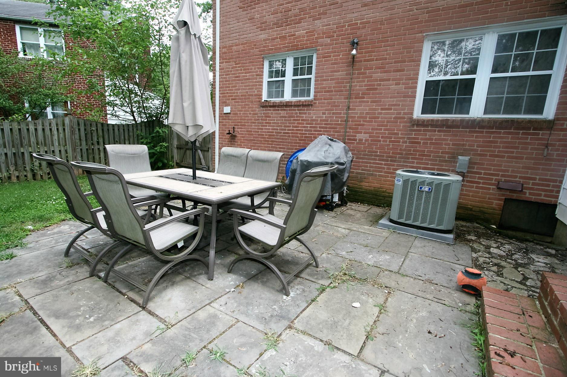 9626 Dilston Road Silver Spring, MD 20903 - Photo 25 of 30 Exterior (Rear)