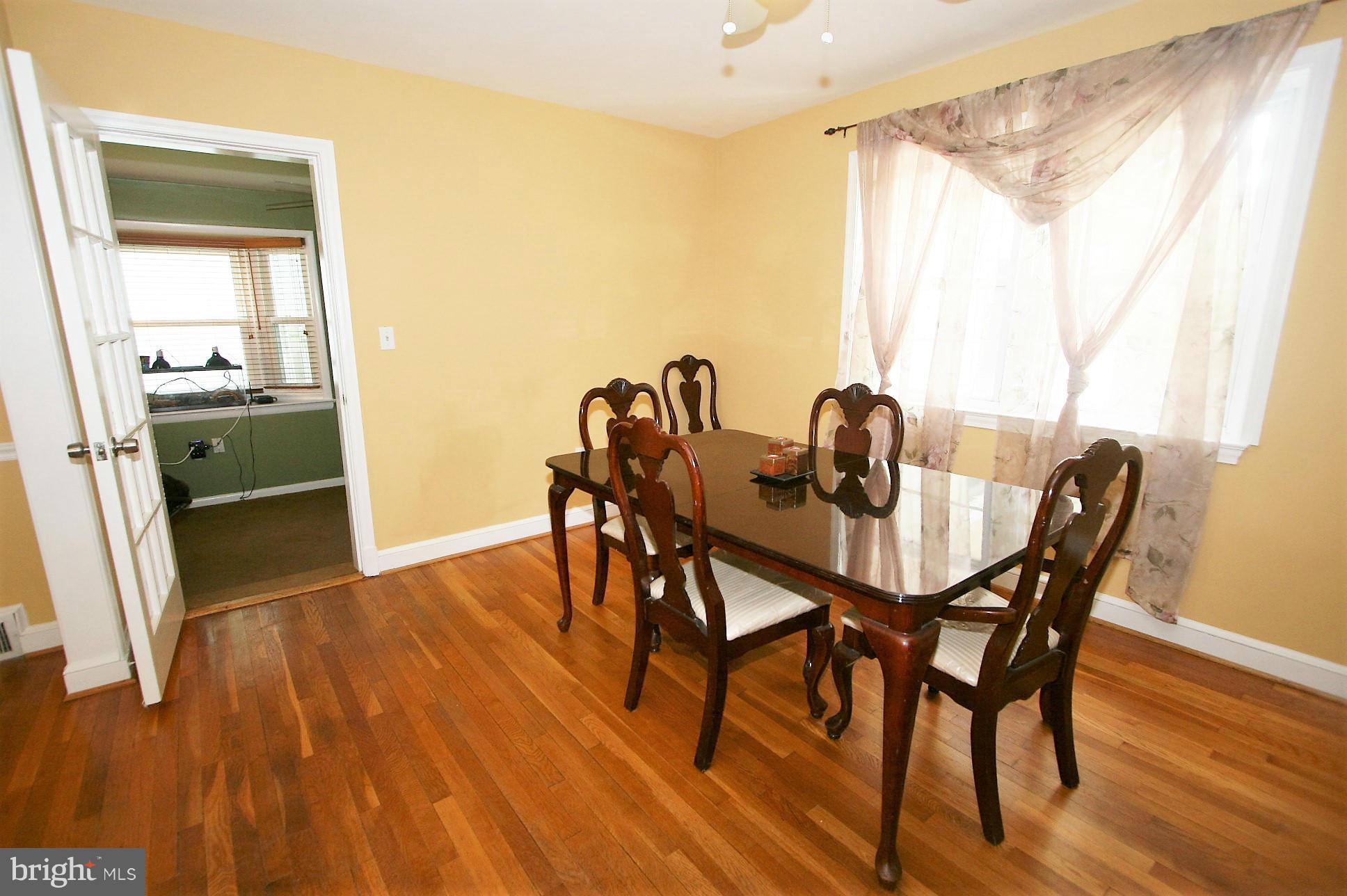 9626 Dilston Road Silver Spring, MD 20903 - Photo 6 of 30 Dining Room
