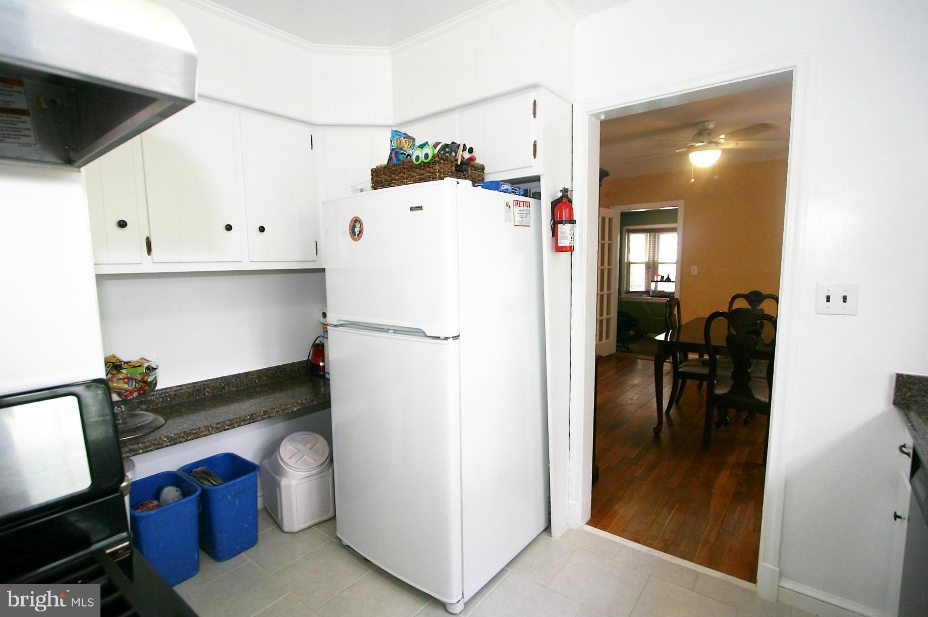 9626 Dilston Road Silver Spring, MD 20903 - Photo 10 of 30 Kitchen