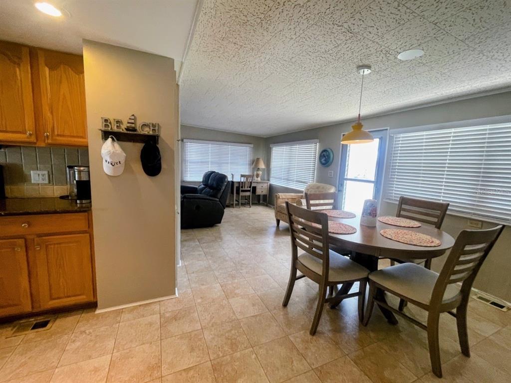 816 Turf Street Venice, FL 34285 - Photo 5 of 22