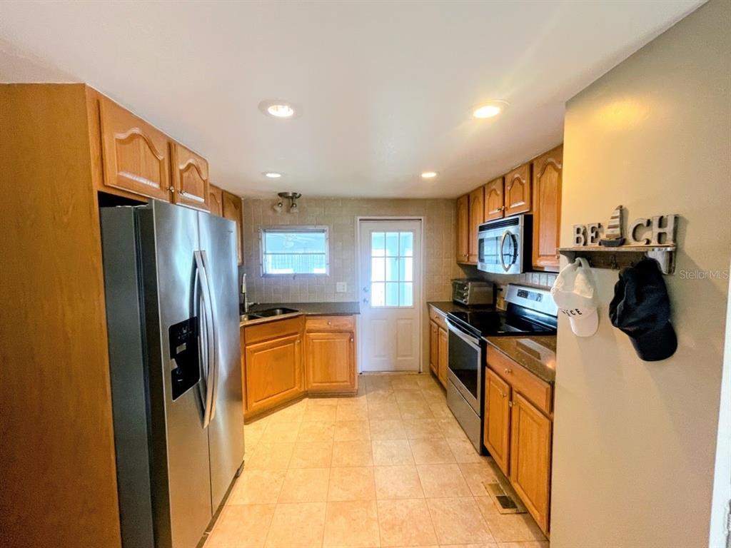 816 Turf Street Venice, FL 34285 - Photo 9 of 22