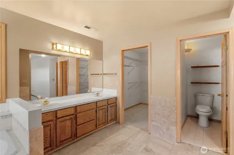 $695,000 | 5207 69th Drive Northeast, Marysville, WA 98270