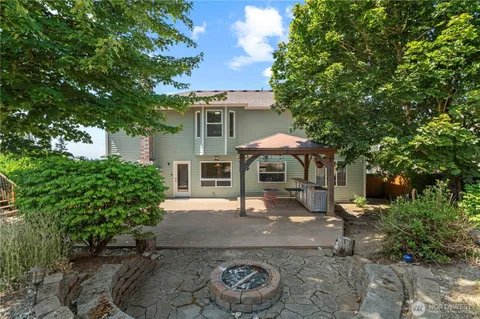 $695,000 | 5207 69th Drive Northeast, Marysville, WA 98270