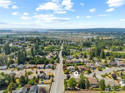 $695,000 | 5207 69th Drive Northeast, Marysville, WA 98270