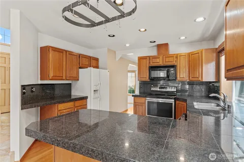 $695,000 | 5207 69th Drive Northeast, Marysville, WA 98270