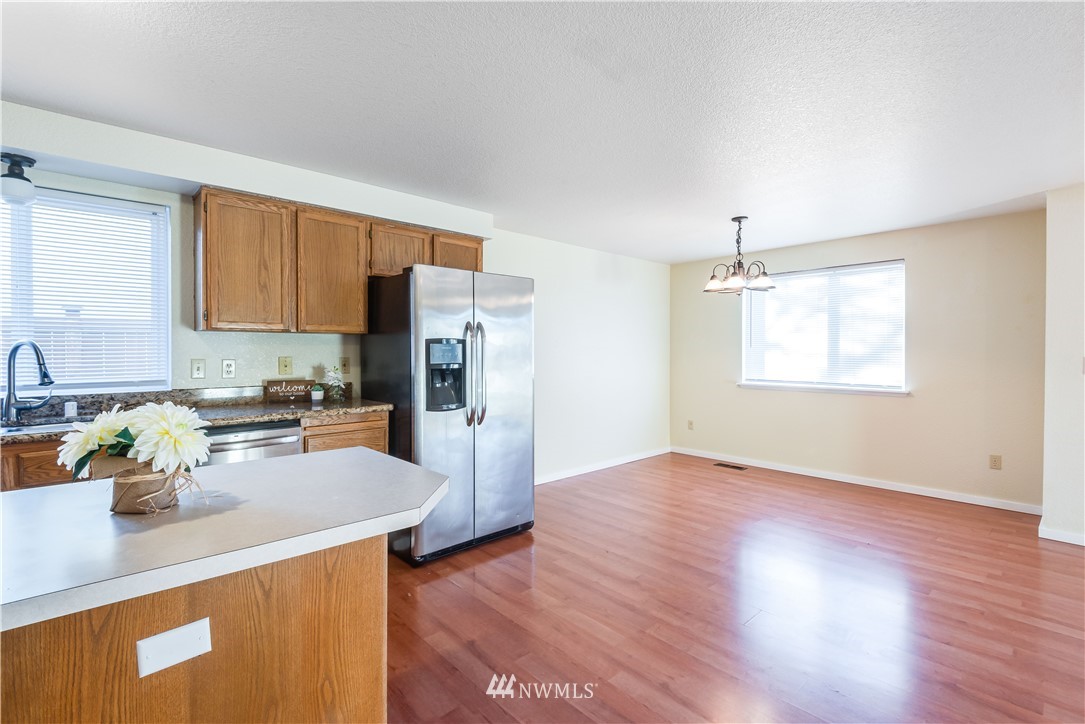 5907 Danials Loop Southeast Lacey, WA 98513 - Photo 12 of 26 Gallery Image 12
