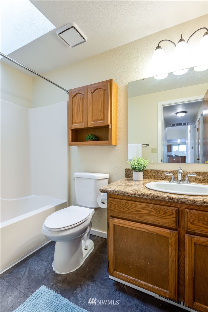 5907 Danials Loop Southeast Lacey, WA 98513 - Photo 18 of 26 Gallery Image 18