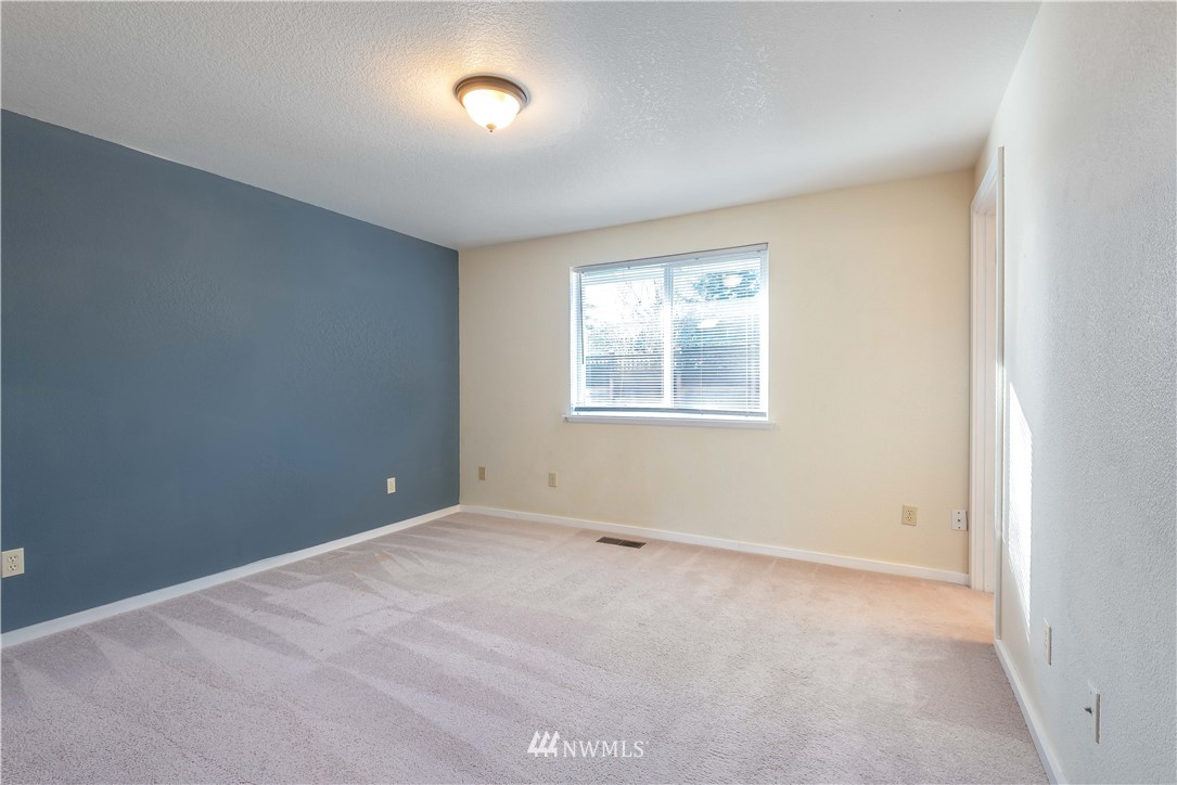 5907 Danials Loop Southeast Lacey, WA 98513 - Photo 20 of 26 Gallery Image 20