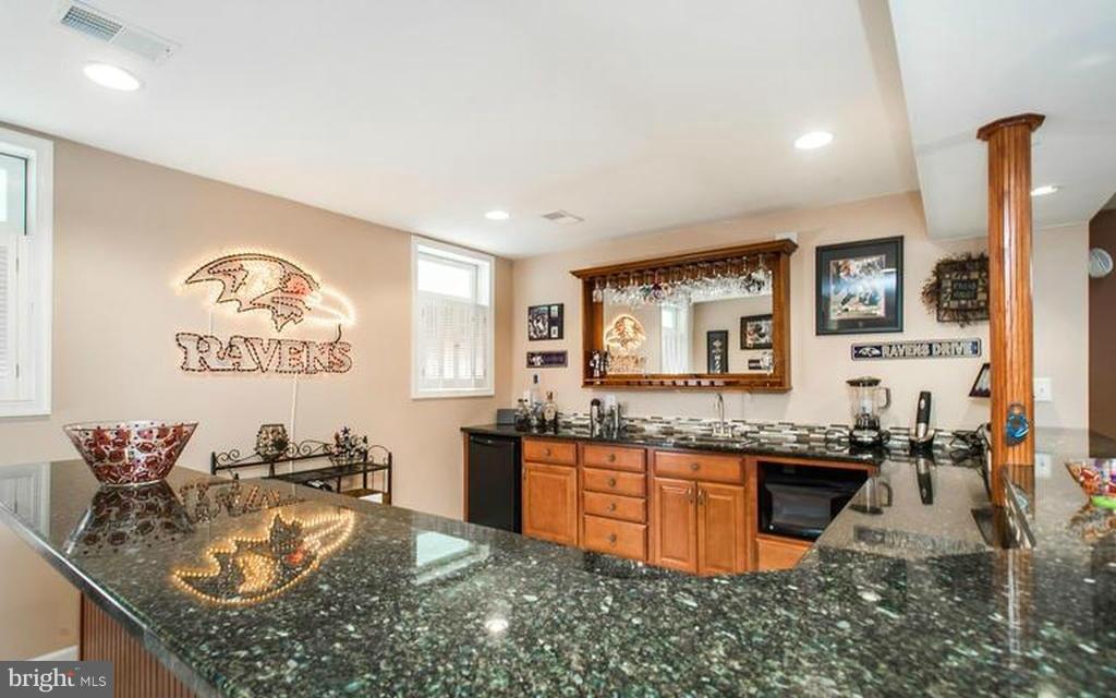 9818 Kraft Hill Road Perry Hall, MD 21128 - Photo 21 of 30 Kitchen