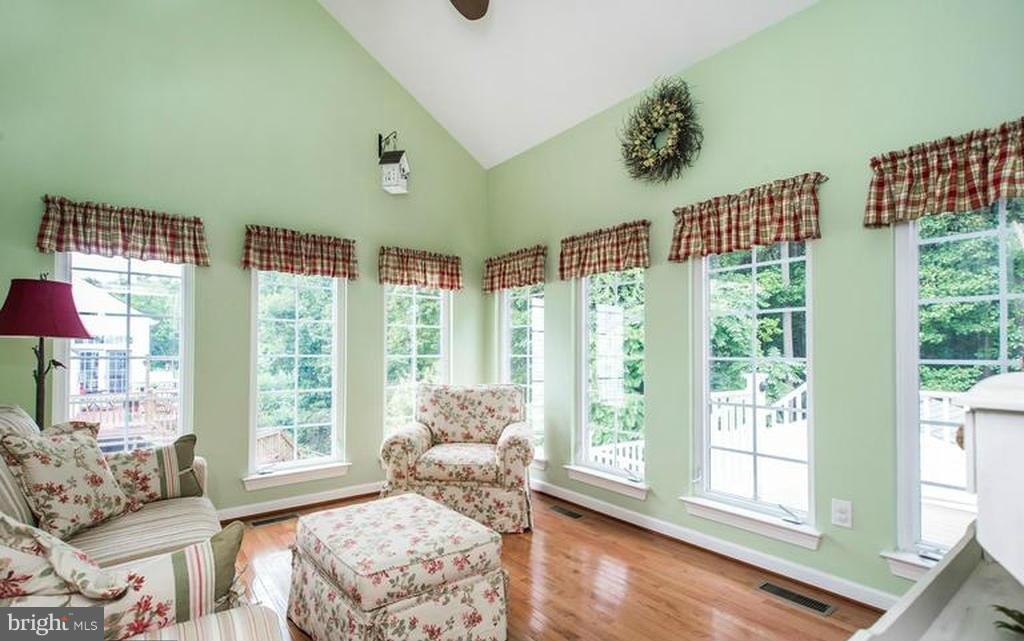 9818 Kraft Hill Road Perry Hall, MD 21128 - Photo 10 of 30 Living Room