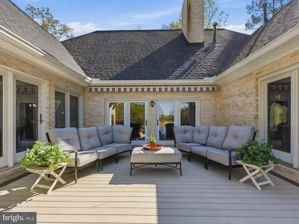 $1,075,000 | 11406 Stonewall Jackson Drive, Spotsylvania, VA 22551