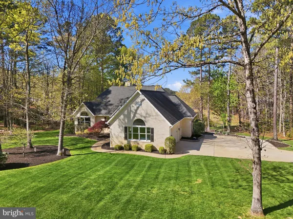 $1,075,000 | 11406 Stonewall Jackson Drive, Spotsylvania, VA 22551