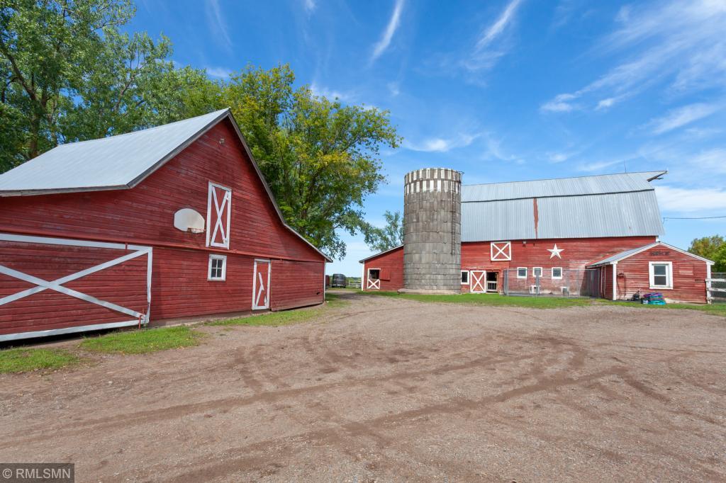 4435 Clint Road Braham, MN 55006 - Photo 4 of 55 Gallery Image 4