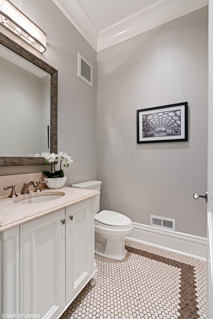 1325 North Mohawk Street Chicago, IL 60610 - Photo 32 of 48