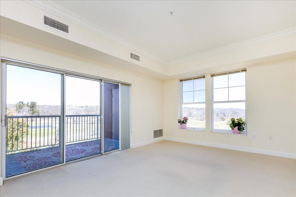 36 Village Road, Unit 302 Middleton, MA 01949 - Photo 9 of 42