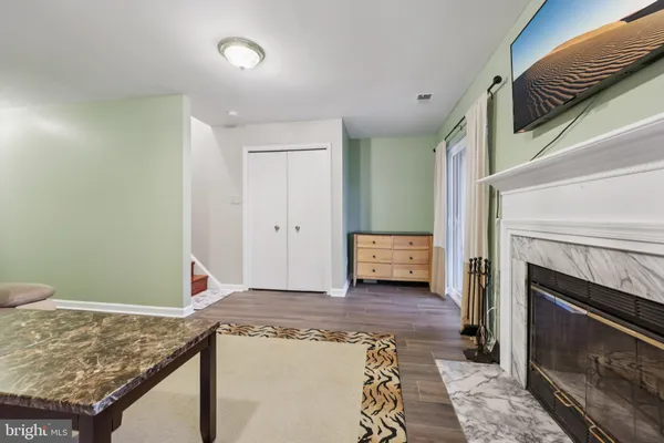 $640,000 | 8309 Linden Oaks Court, Lorton, VA 22079