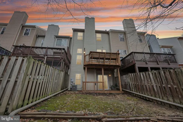 $640,000 | 8309 Linden Oaks Court, Lorton, VA 22079