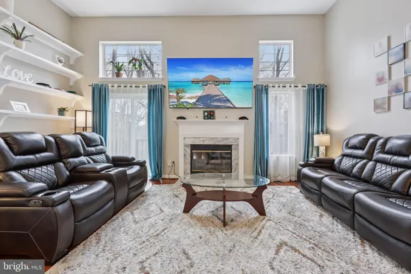 $640,000 | 8309 Linden Oaks Court, Lorton, VA 22079