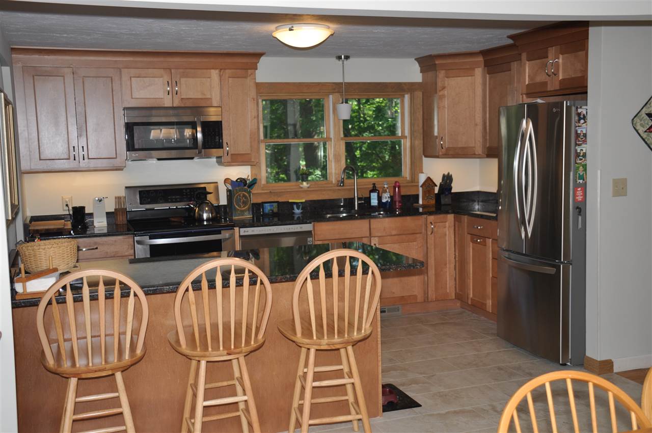 136 Rollins Road Hopkinton, NH 03229 - Photo 4 of 23