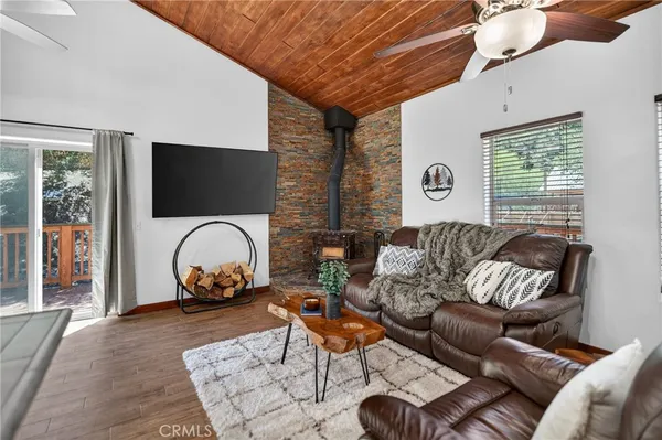 $399,999 | 2220 St Anton Drive, Pine Mountain Club, CA 93222