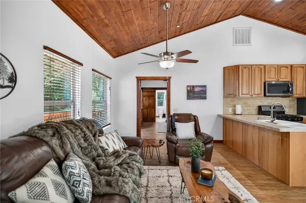 $399,999 | 2220 St Anton Drive, Pine Mountain Club, CA 93222