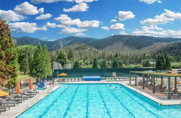 $399,999 | 2220 St Anton Drive, Pine Mountain Club, CA 93222
