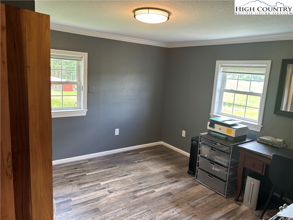 4611 Summit Road Purlear, NC 28665 - Photo 14 of 49 Gallery Image 14