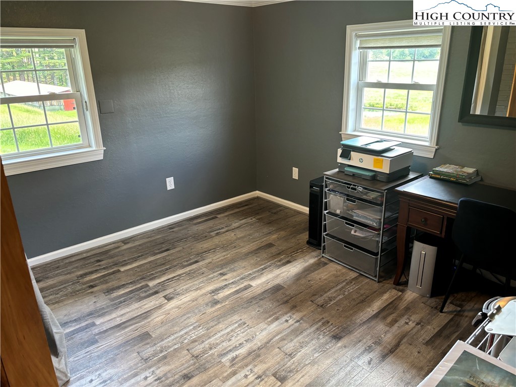 4611 Summit Road Purlear, NC 28665 - Photo 9 of 49 Gallery Image 9