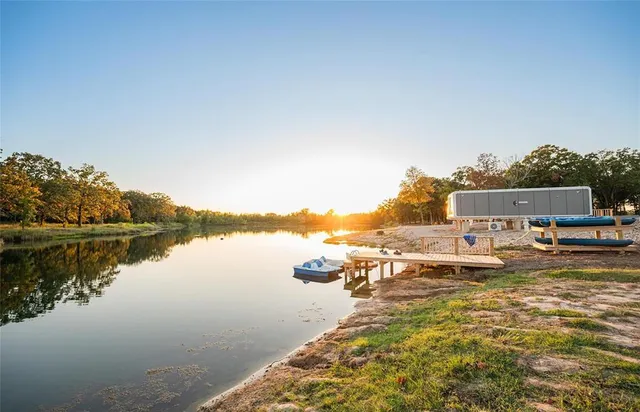 a view of a lake with houses