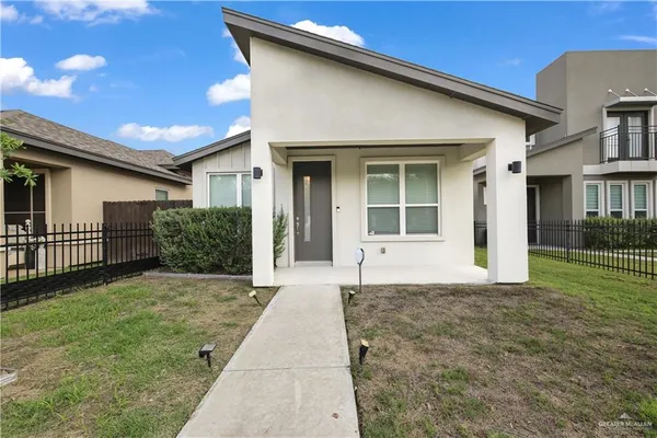 $1,750 | 1409 Xavier Avenue, McAllen, TX 78504