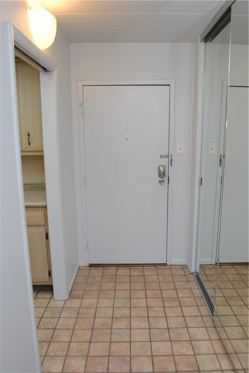 5600 Munhall Road, Unit 907 Pittsburgh, PA 15217 - Photo 3 of 25 Gallery Image 3