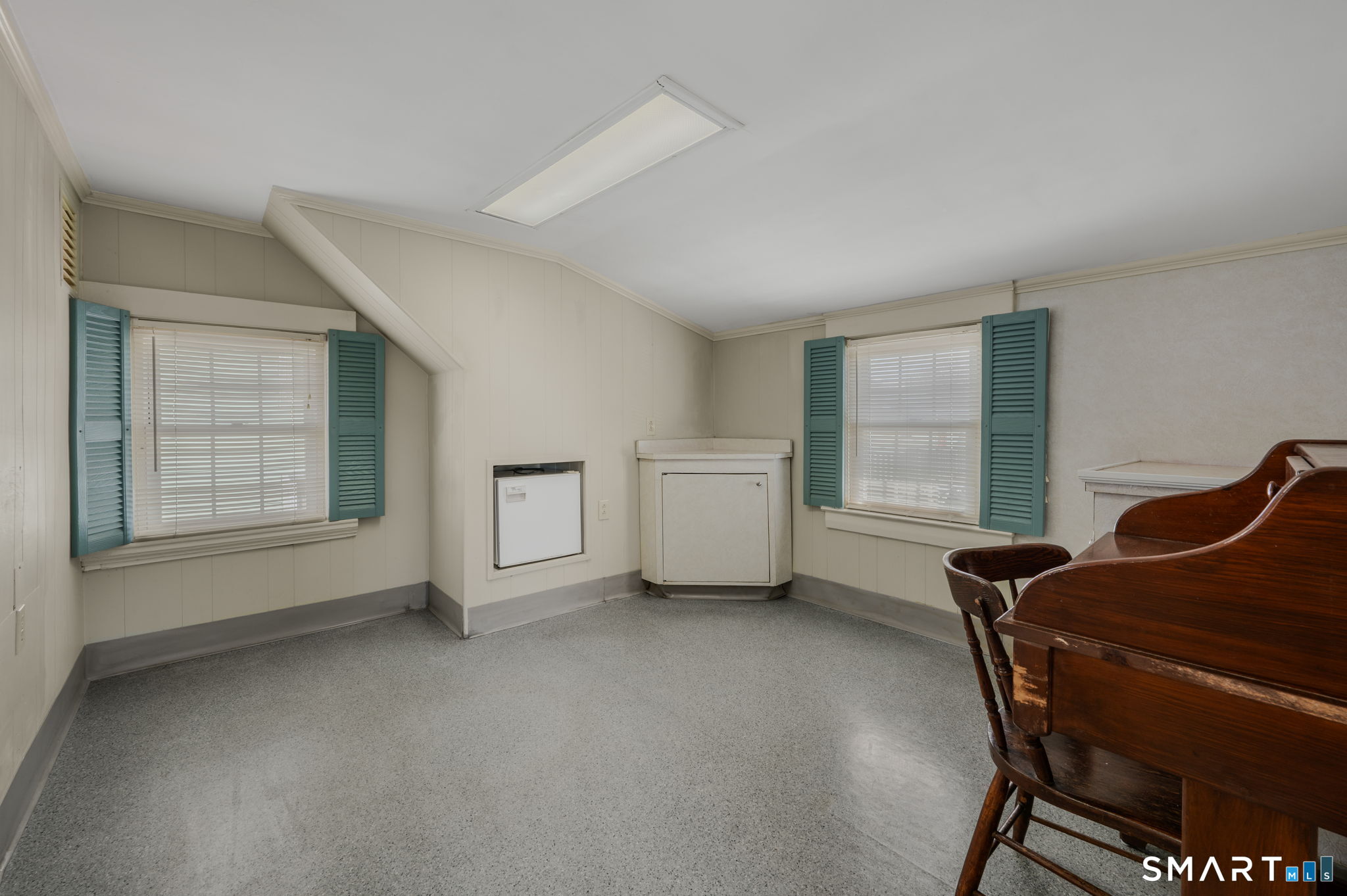 6 Hatch Street Stonington, CT 06355 - Photo 16 of 26 a view of livingroom with furniture and windows