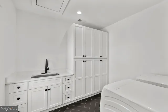 $2,365,000 | 1852 Griffith Road, Falls Church, VA 22043