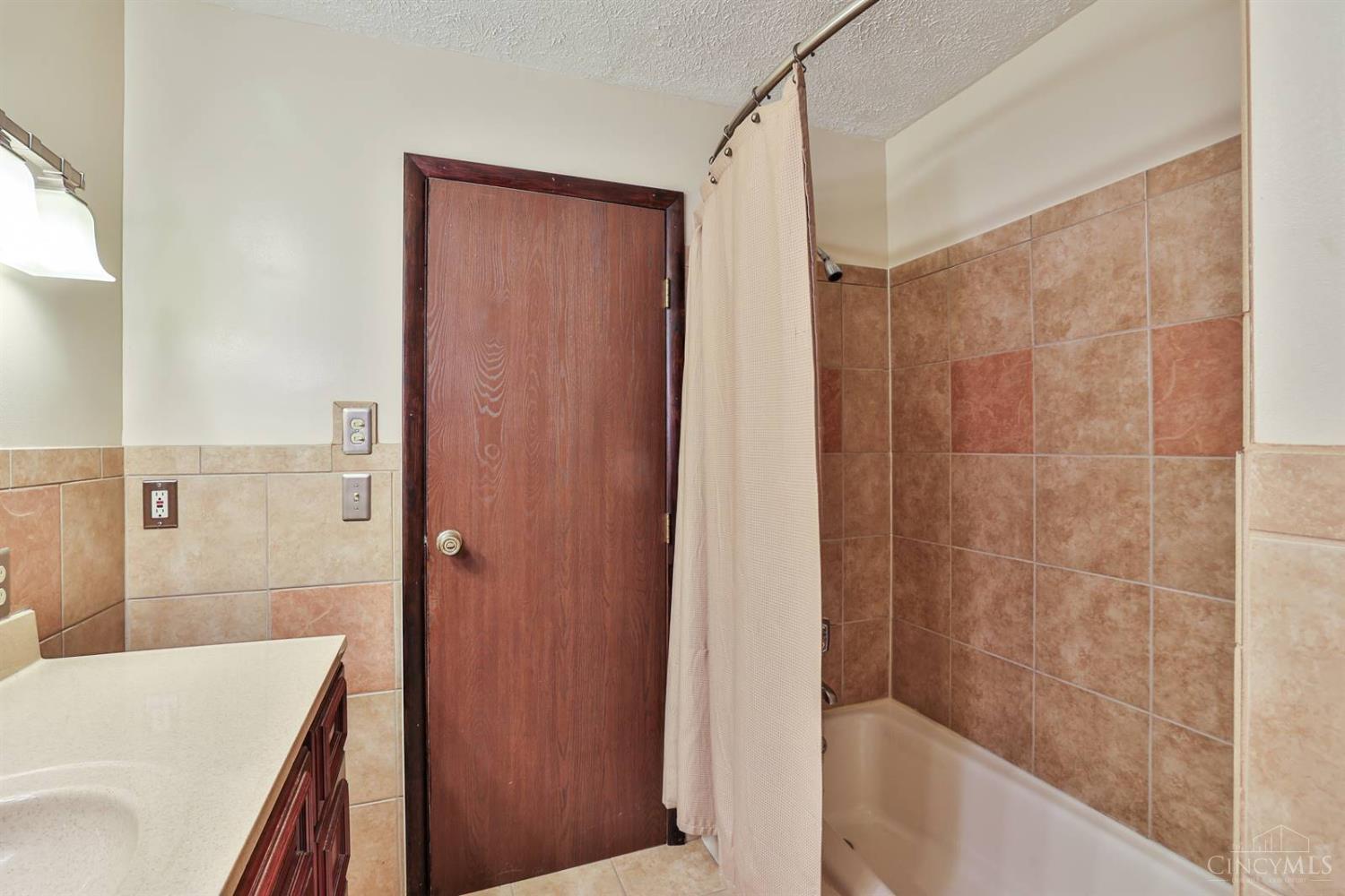 5678 Winton Road Fairfield, OH 45014 - Photo 28 of 53 Gallery Image 28