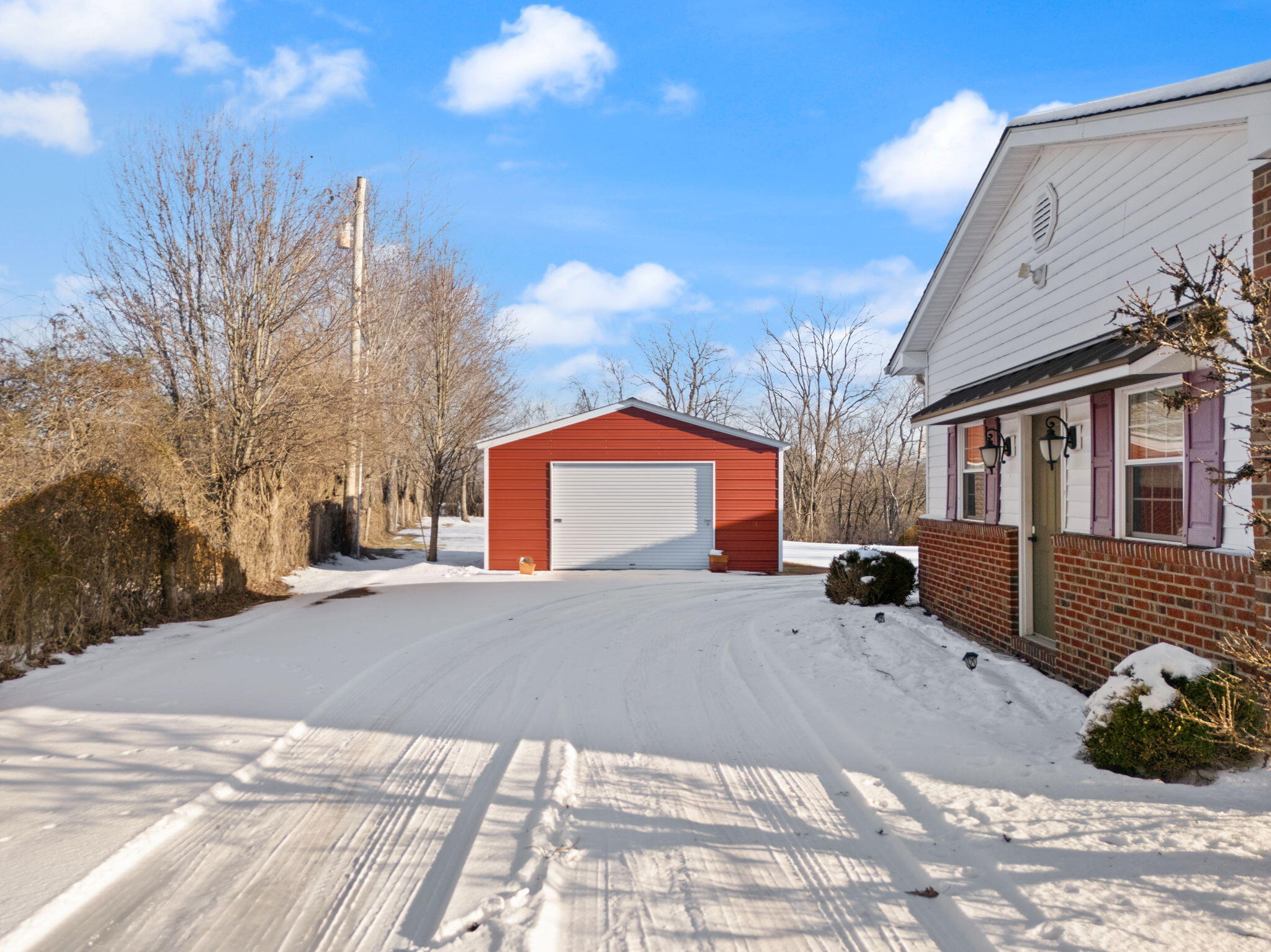409 Kiddville Road Winchester, KY 40391 - Photo 25 of 40 Second Garage