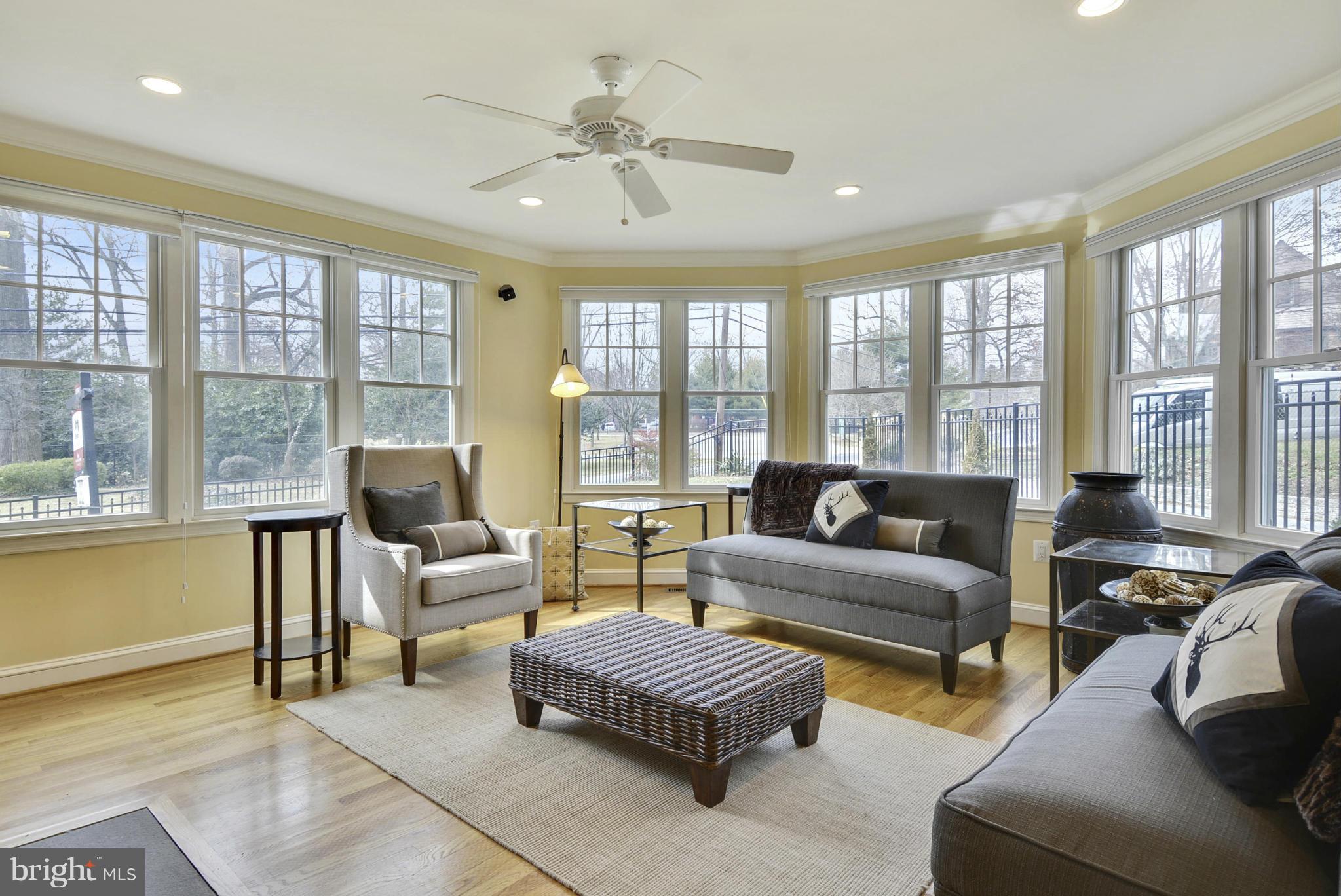 8217 Cedar Street Silver Spring, MD 20910 - Photo 3 of 28 Living Room