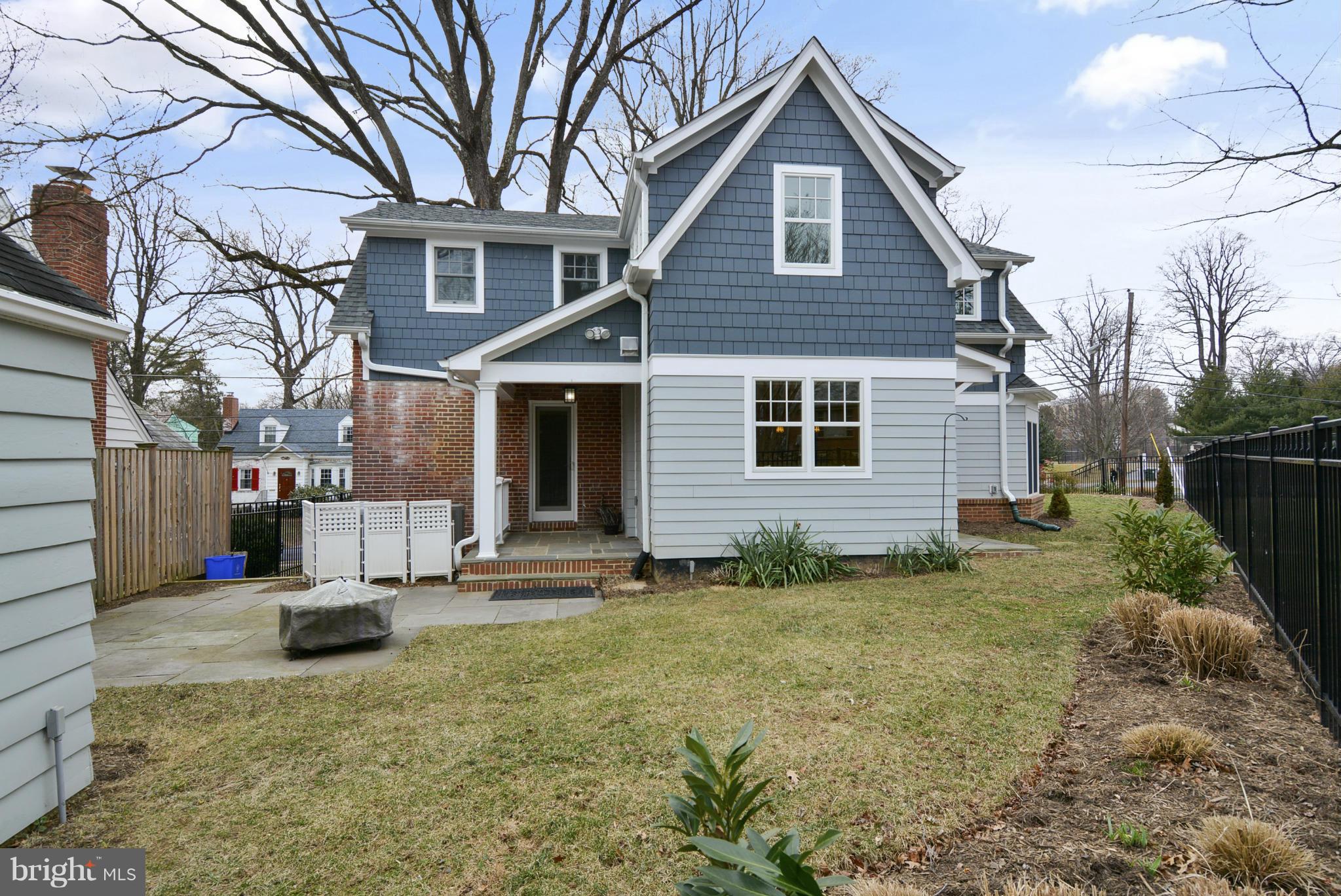 8217 Cedar Street Silver Spring, MD 20910 - Photo 26 of 28 Exterior (General)