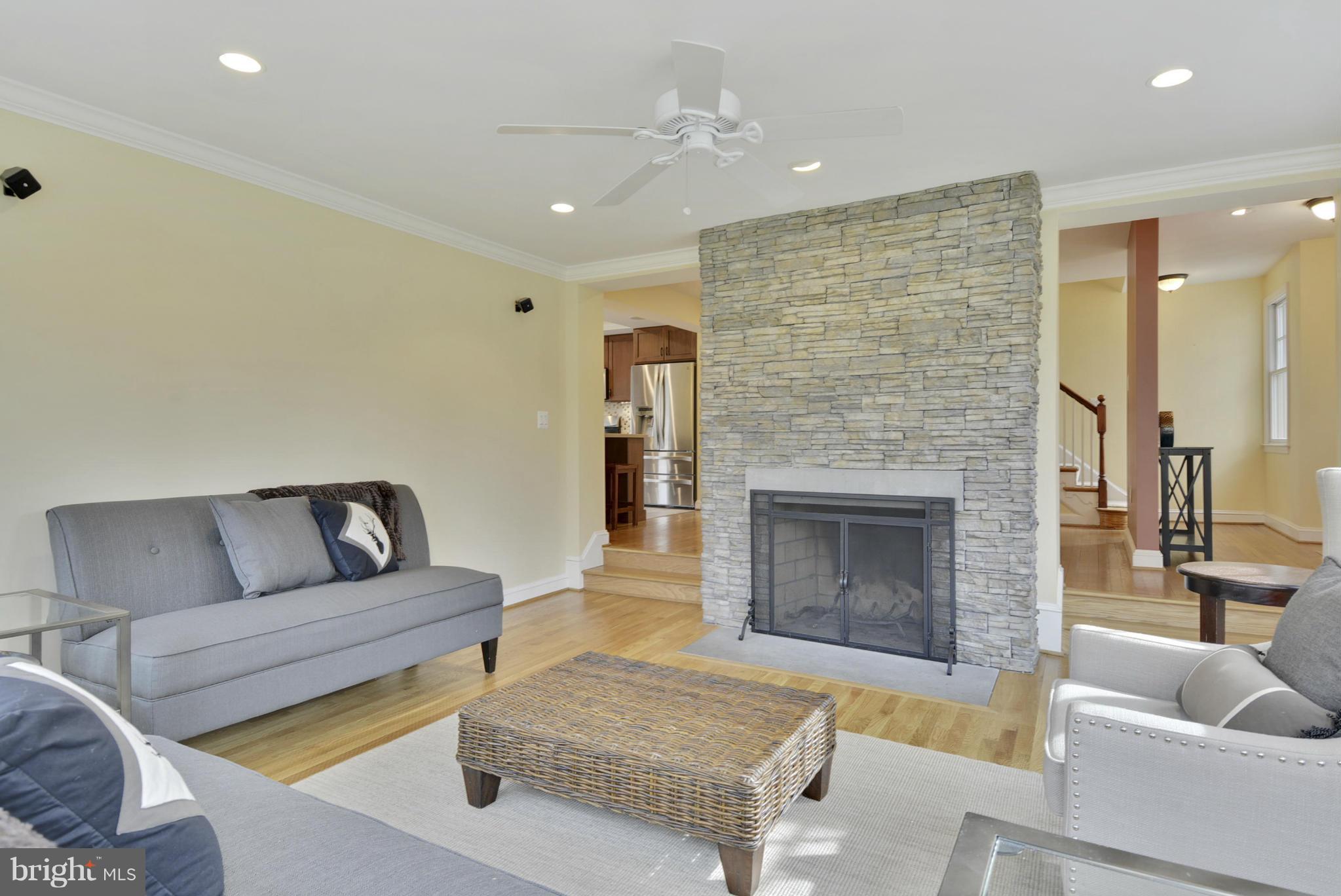 8217 Cedar Street Silver Spring, MD 20910 - Photo 4 of 28 Living Room
