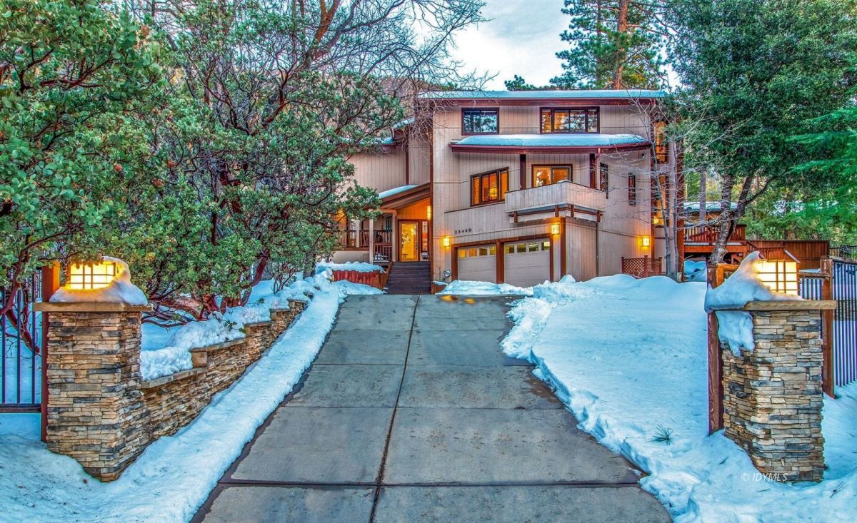 25440 Seneca Road Idyllwild, CA 92549 - Photo 1 of 68 front view of a house with a street