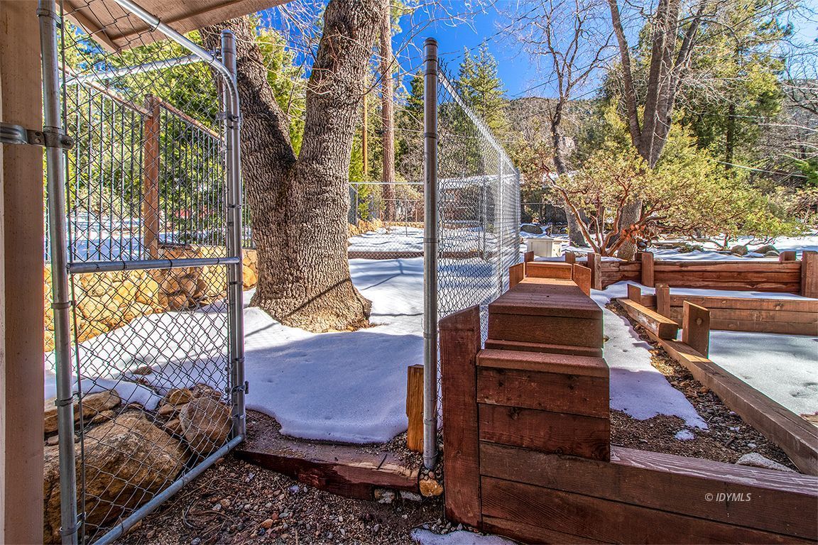 25440 Seneca Road Idyllwild, CA 92549 - Photo 56 of 68 a view of a house with a yard