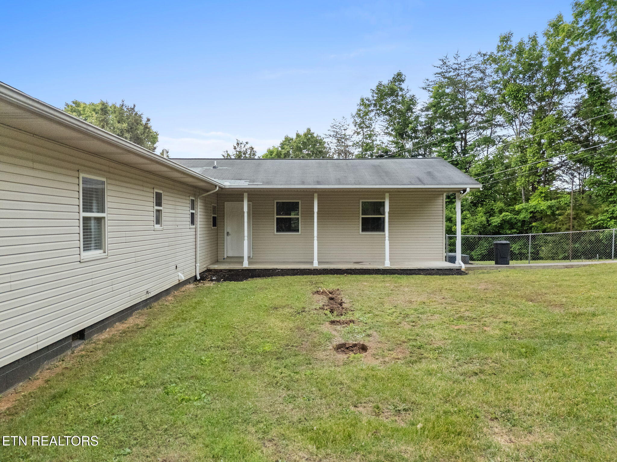 604 Reed Drive Powell, TN 37849 - Photo 6 of 31 7-web-or-mls-604 Reed--33