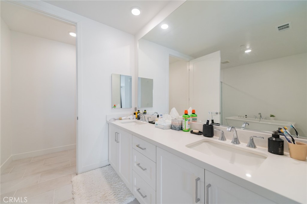 2708 Rivington Irvine, CA 92612 - Photo 11 of 27